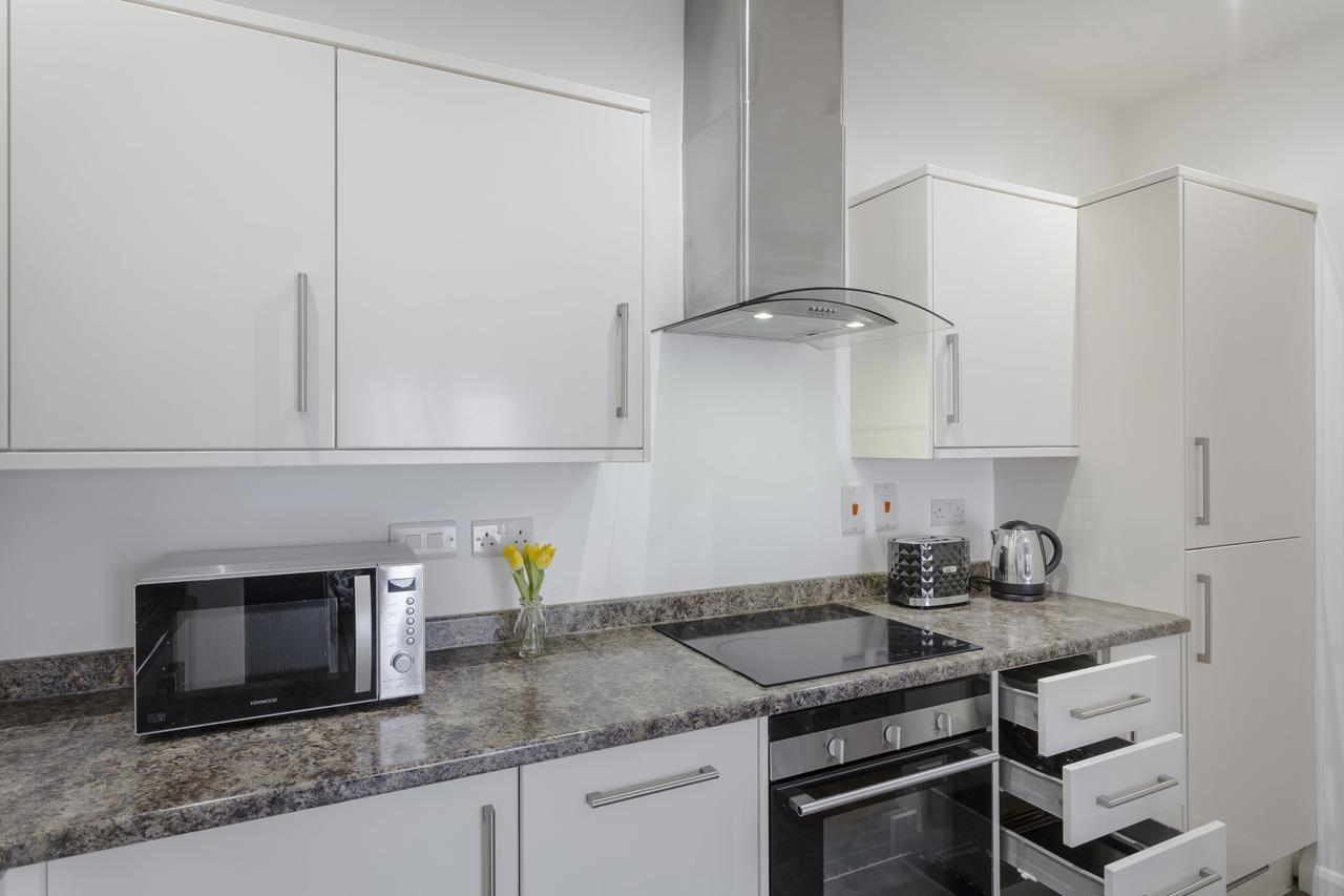 1 Bed Apt Sleeps 4 Luton  Esterno foto