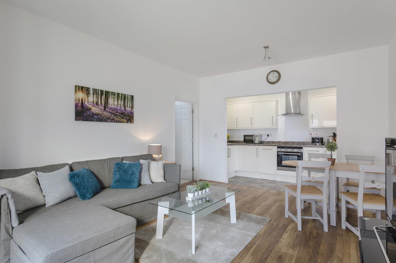 1 Bed Apt Sleeps 4 Luton  Esterno foto